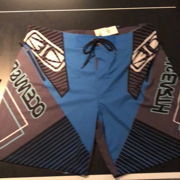 Ocean earth board shorts NWT - Picture 1 of 5
